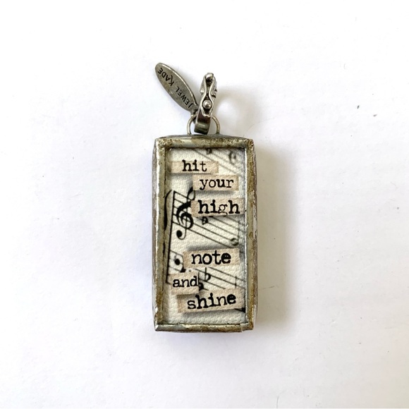 Jewel Kade Treble Clef two sided silver shadowbox large charm pendant - Picture 3 of 16